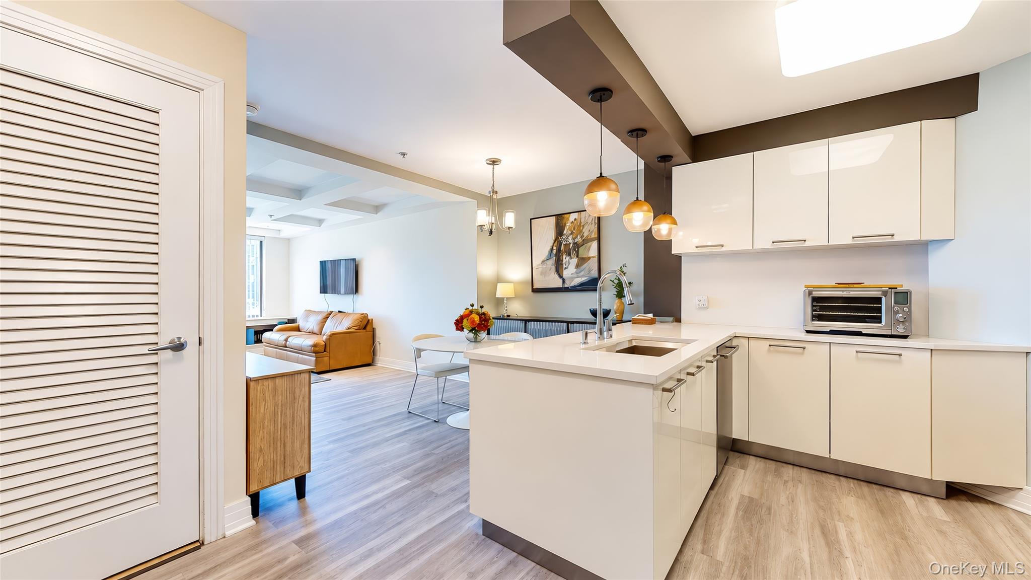 64-05 Yellowstone Boulevard, Unit 415AS photo 3