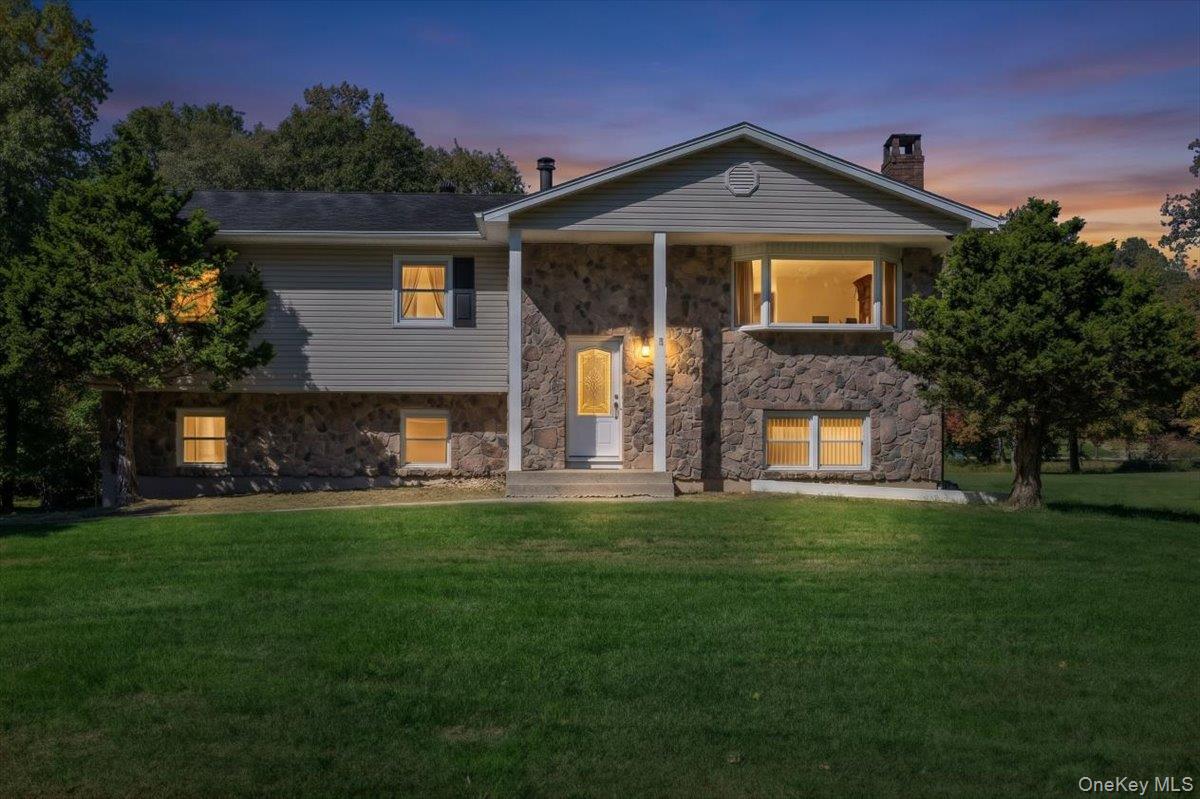 3 Young Court – For Sale photo 2