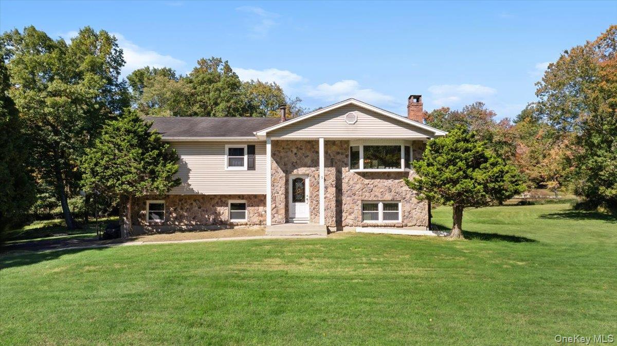3 Young Court – For Sale photo 3