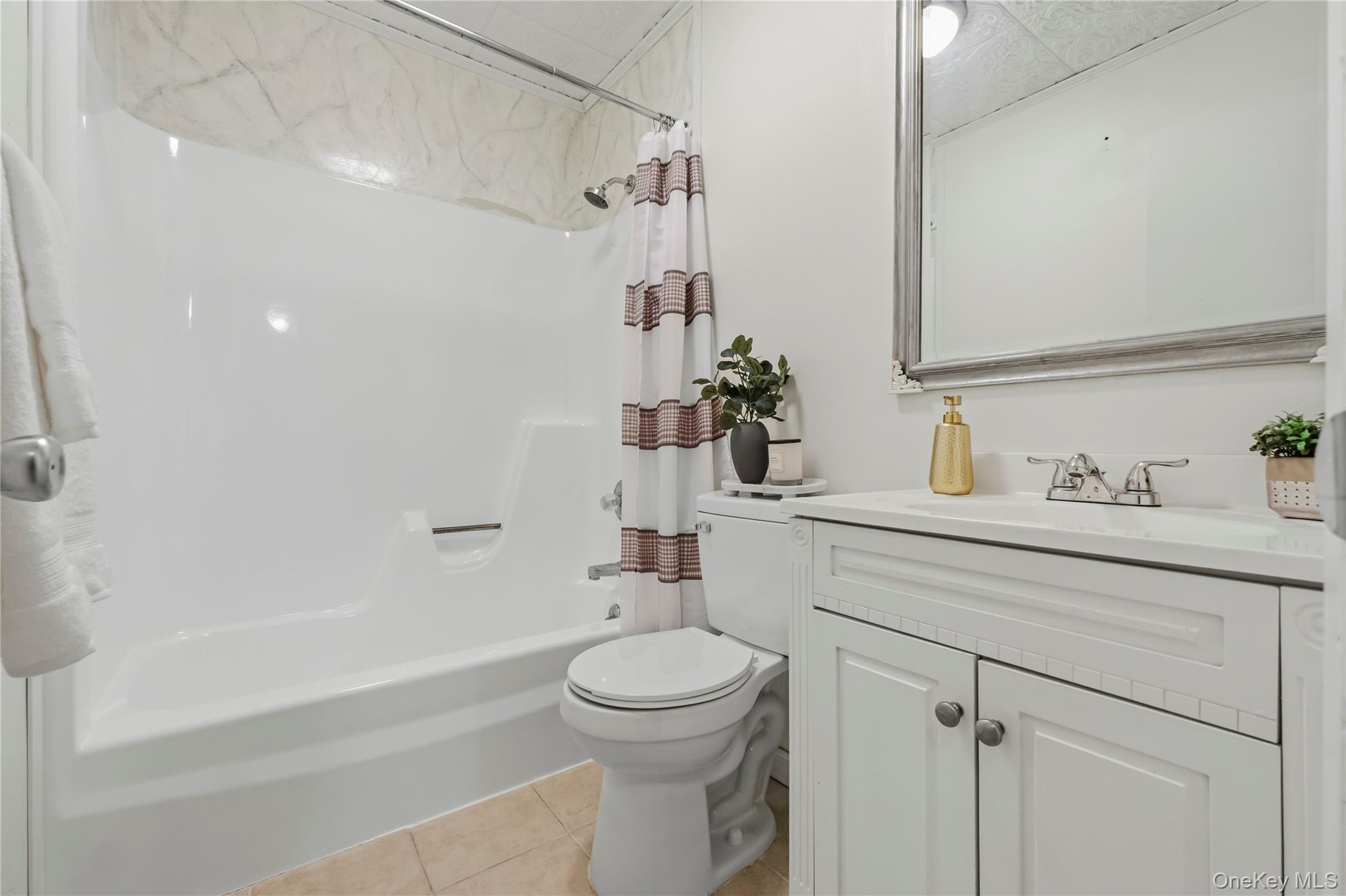 317 Fox Run Lane, Unit Unit #317 photo 12