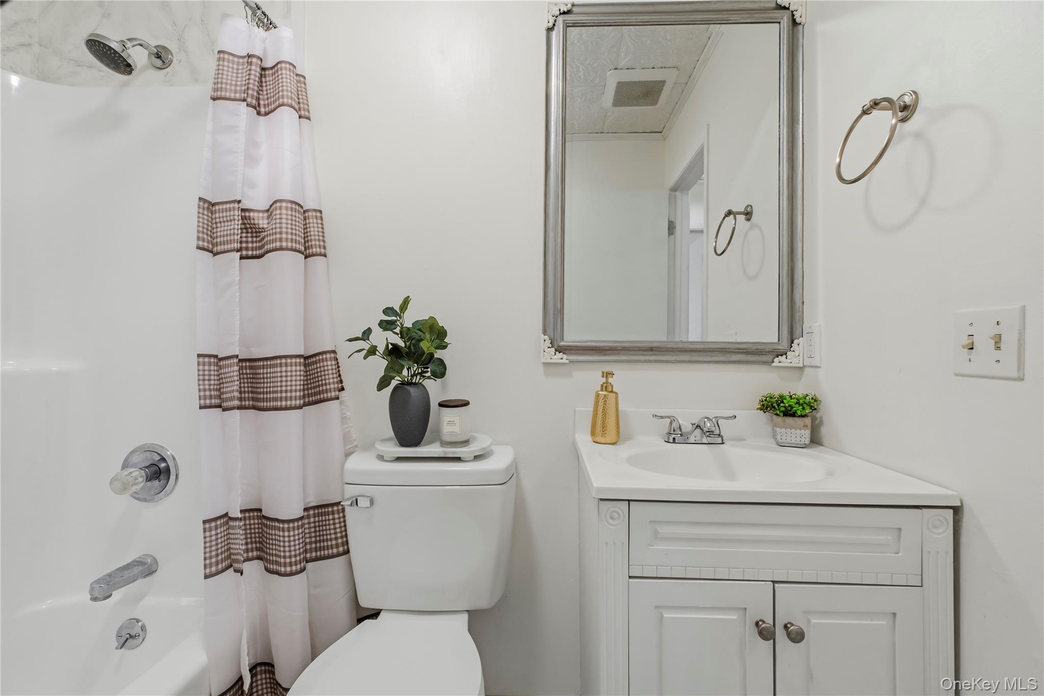 317 Fox Run Lane, Unit Unit #317 photo 11