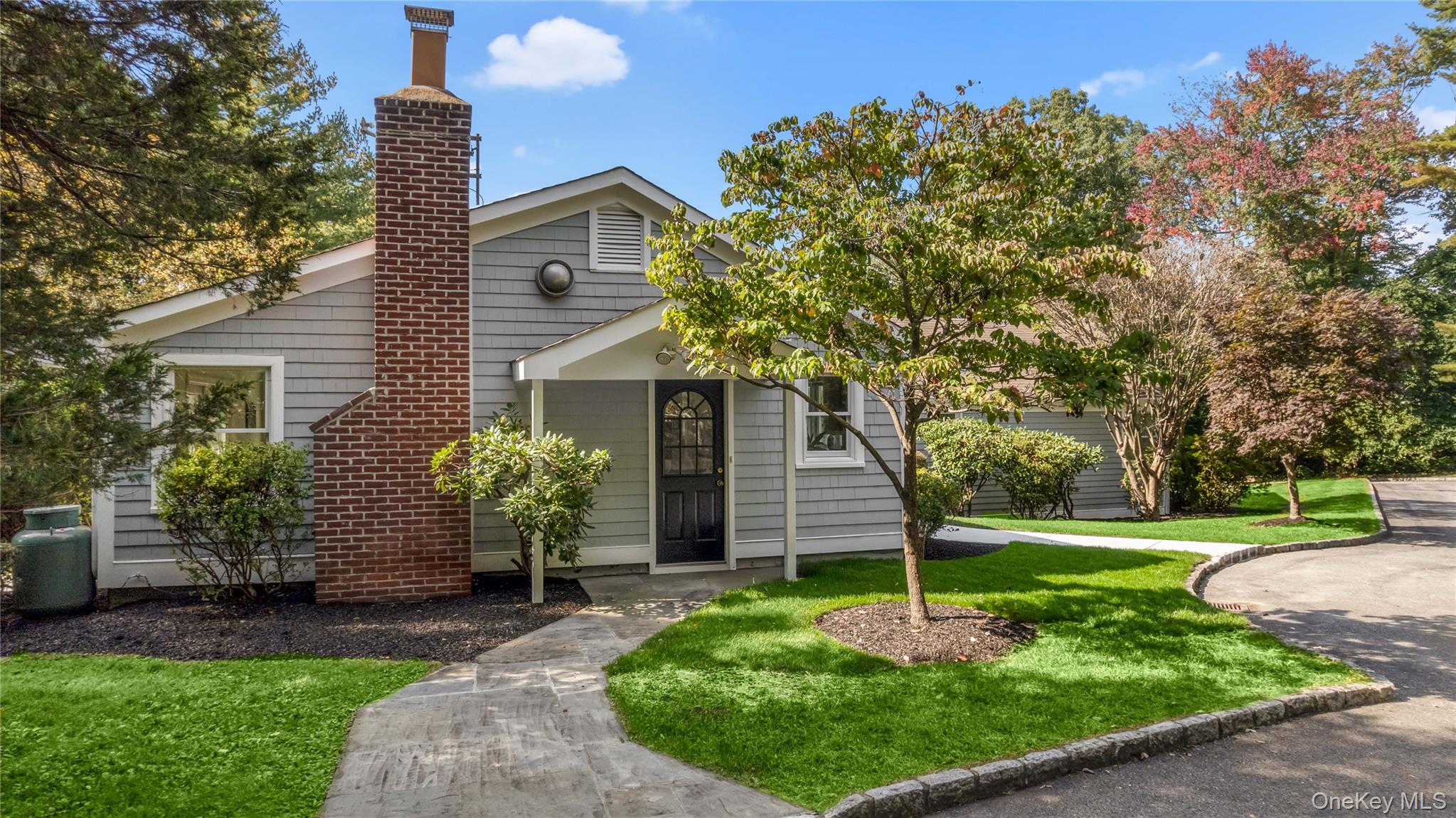 10 Skyview Drive – For Sale photo 3