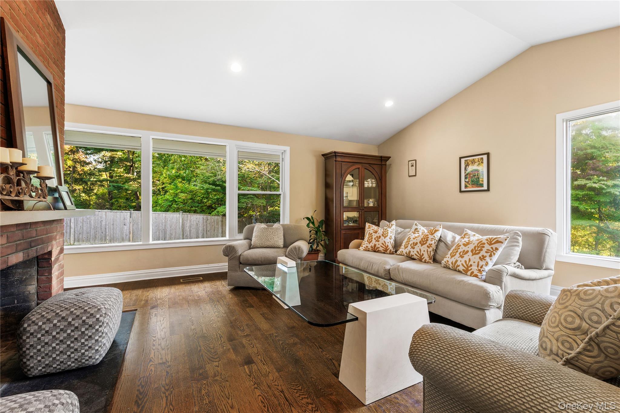10 Skyview Drive – For Sale photo 6