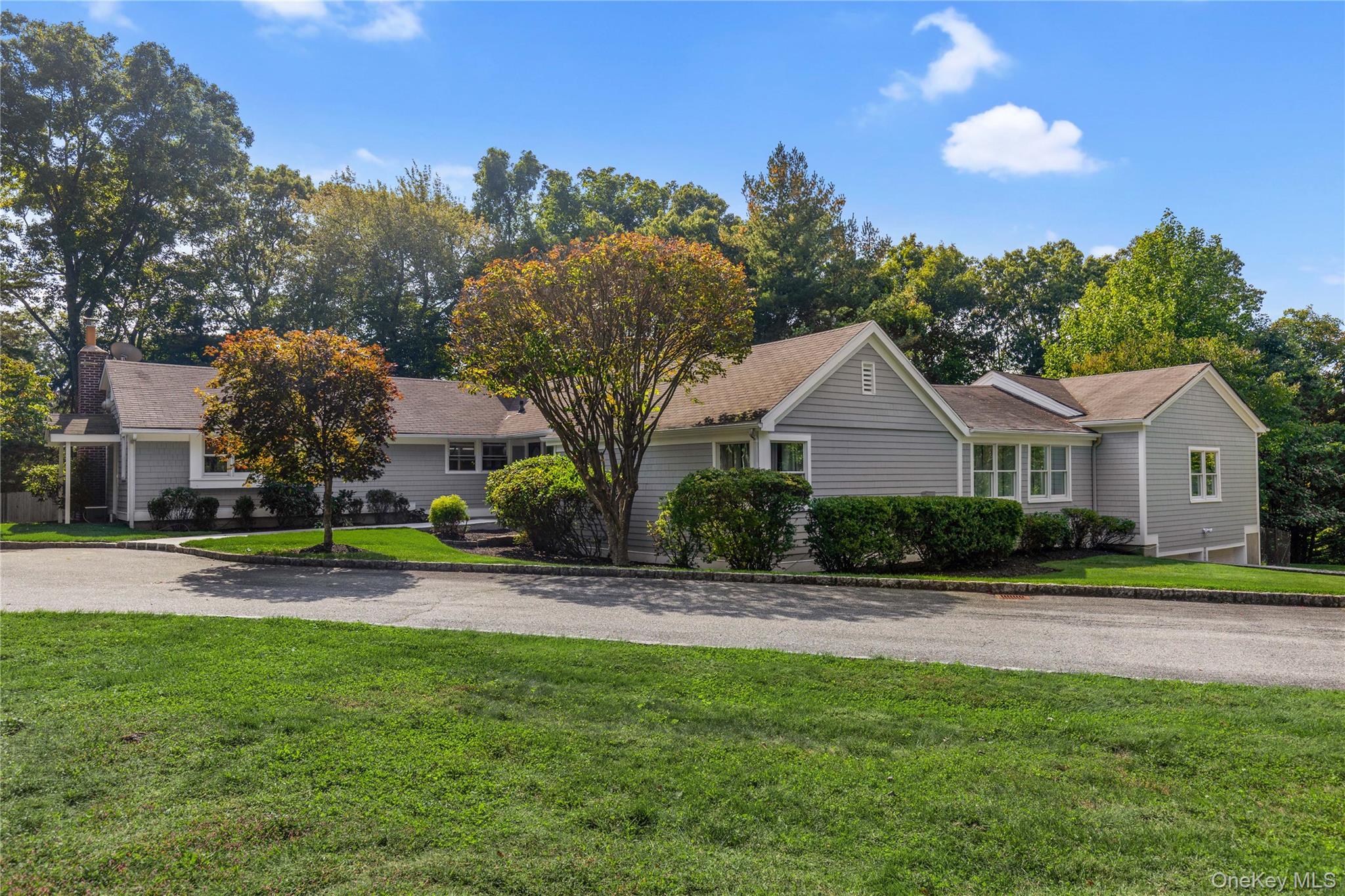 10 Skyview Drive – For Sale photo 4