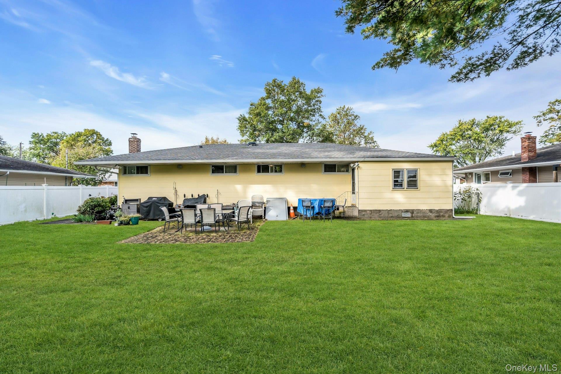 10 Fruitwood Lane – For Sale photo 25