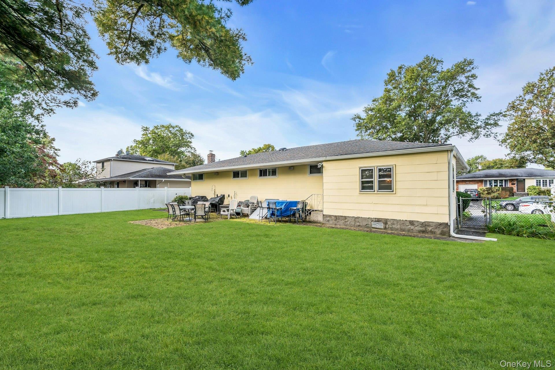 10 Fruitwood Lane – For Sale photo 26