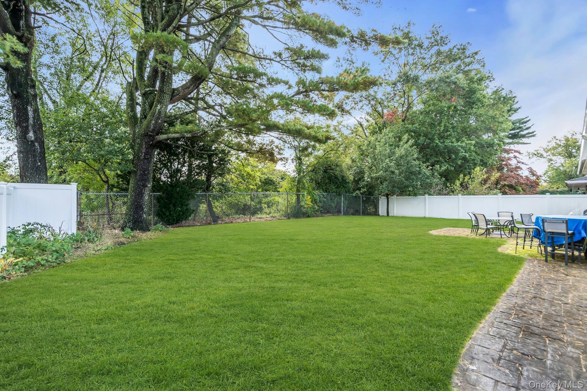 10 Fruitwood Lane – For Sale