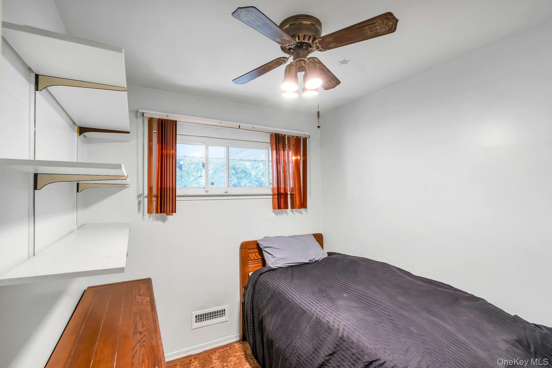 10 Fruitwood Lane – For Sale photo 17