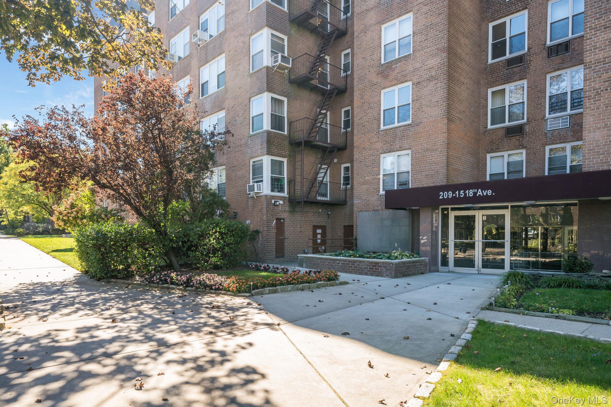 209-15 18th Avenue, Unit 2B photo 21