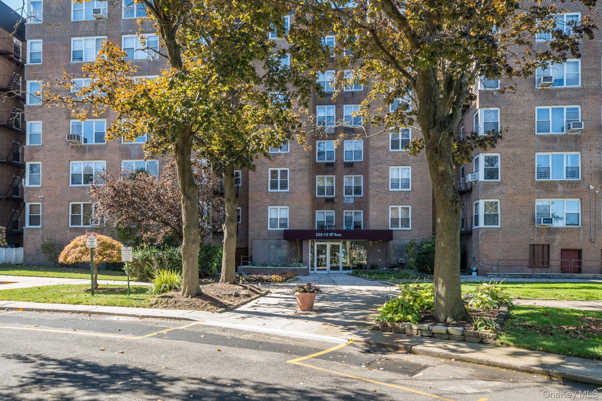 209-15 18th Avenue, Unit 2B photo 20