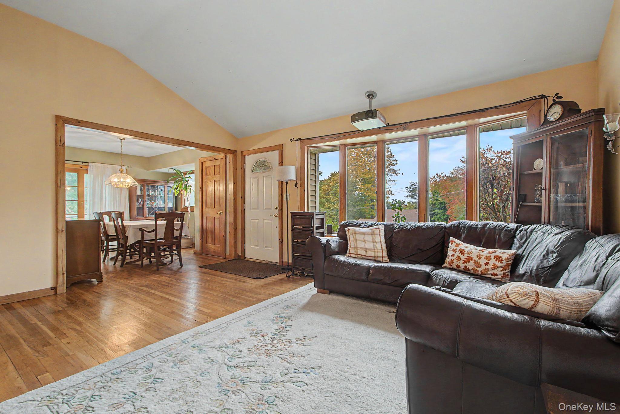 3410 Lorelei Drive – For Sale photo 9