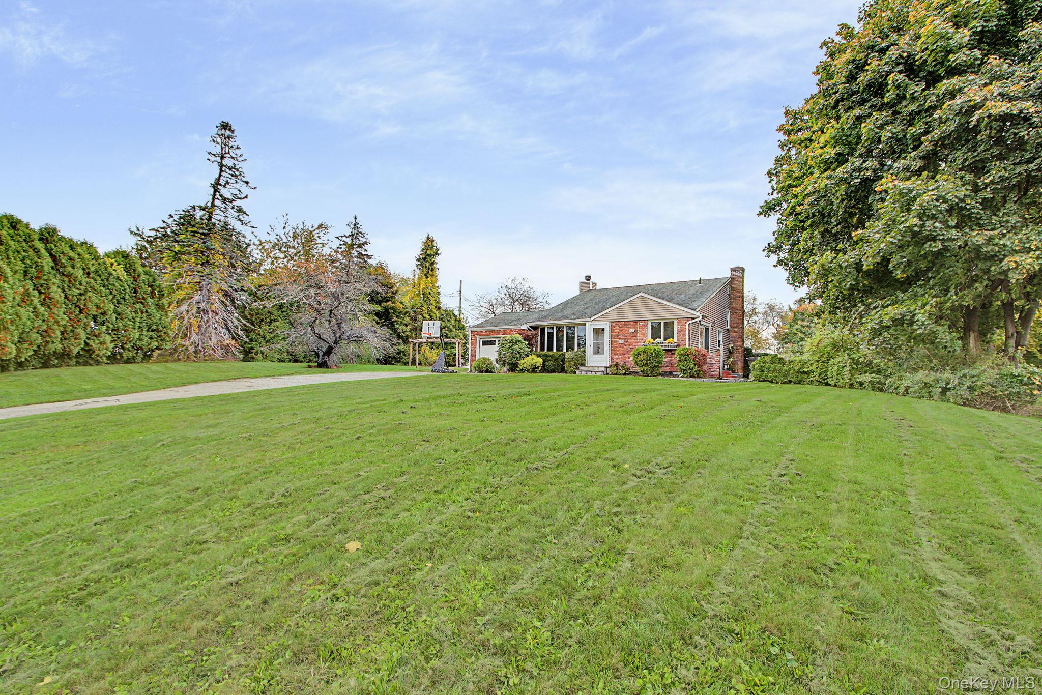 3410 Lorelei Drive – For Sale photo 5