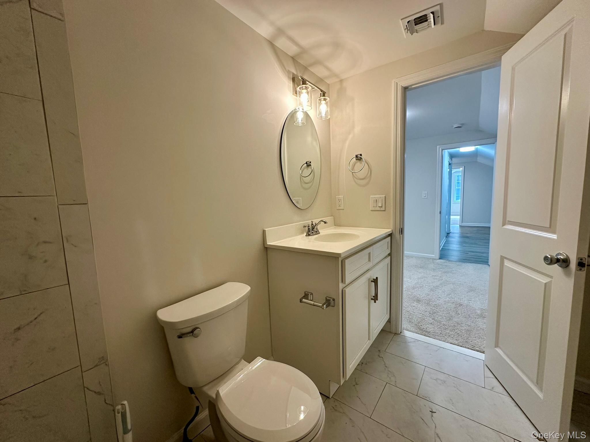 125 W Main Street – For Rent photo 17
