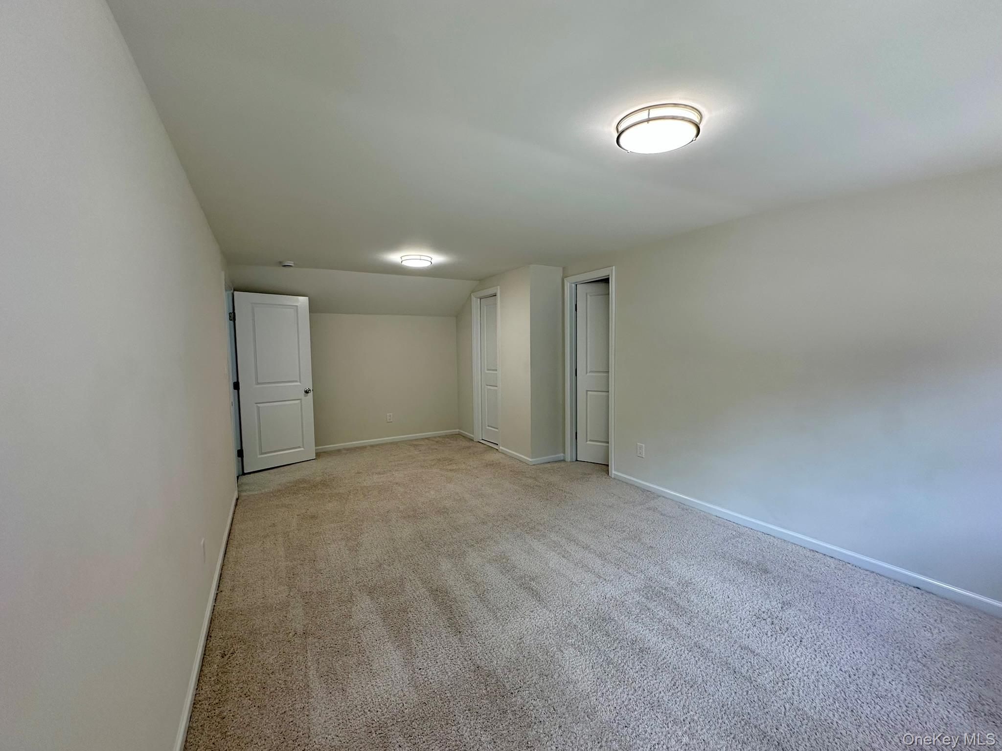 125 W Main Street – For Rent photo 19