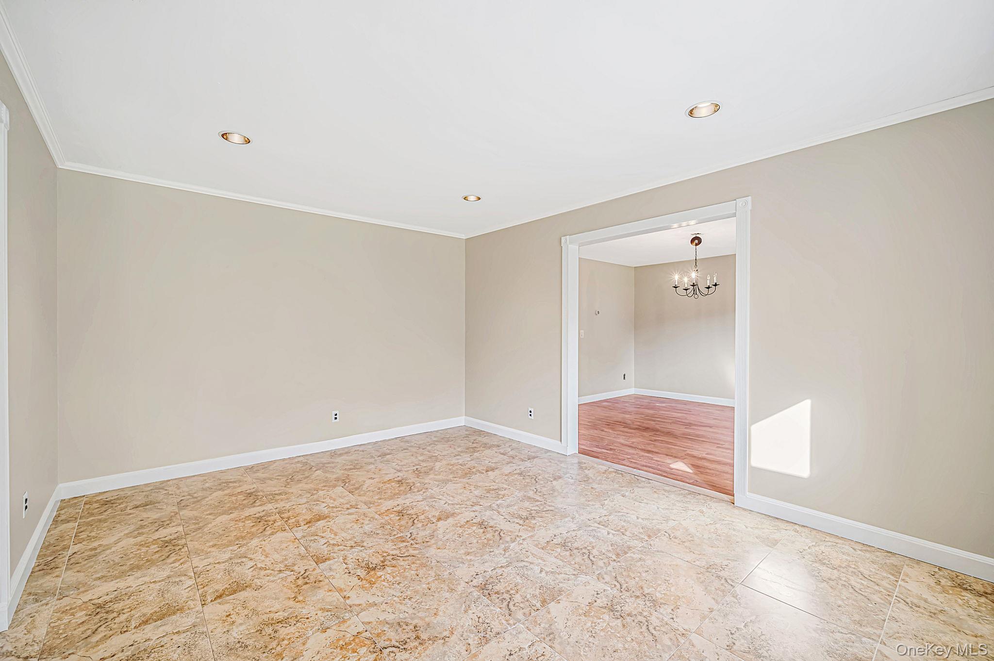 4 Inwood Road – For Rent photo 8