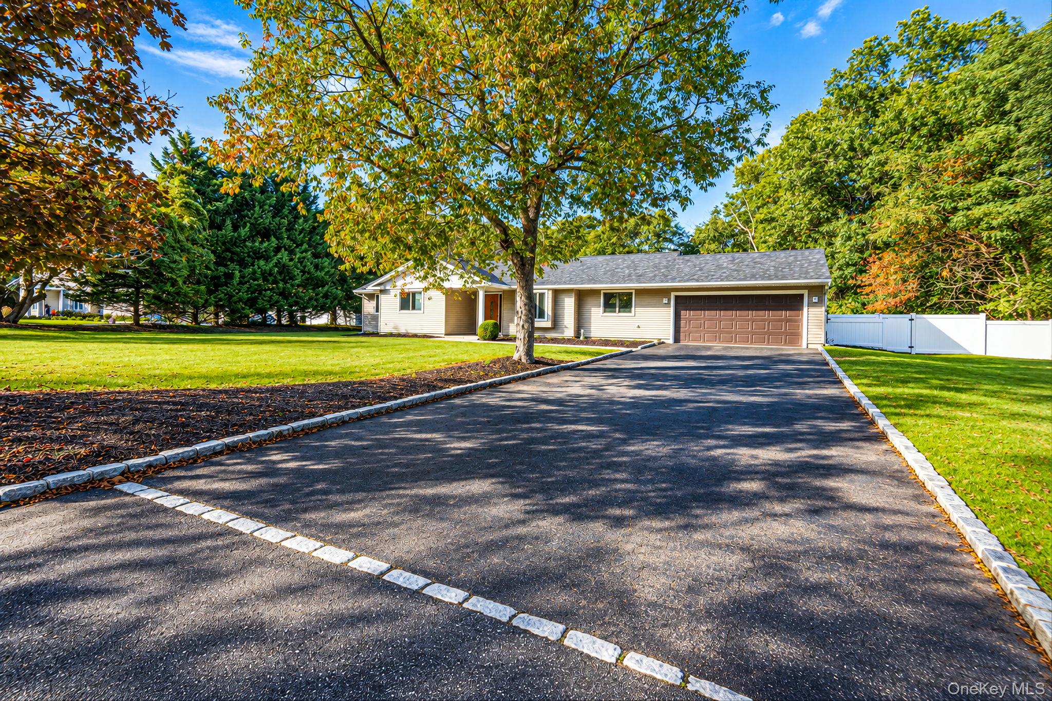 4 Inwood Road – For Rent photo 2