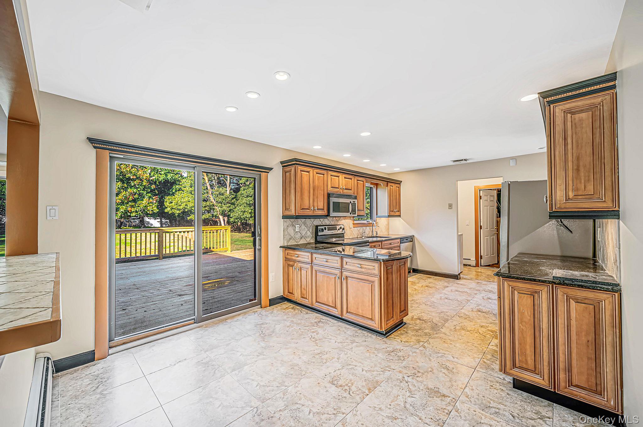 4 Inwood Road – For Rent photo 6