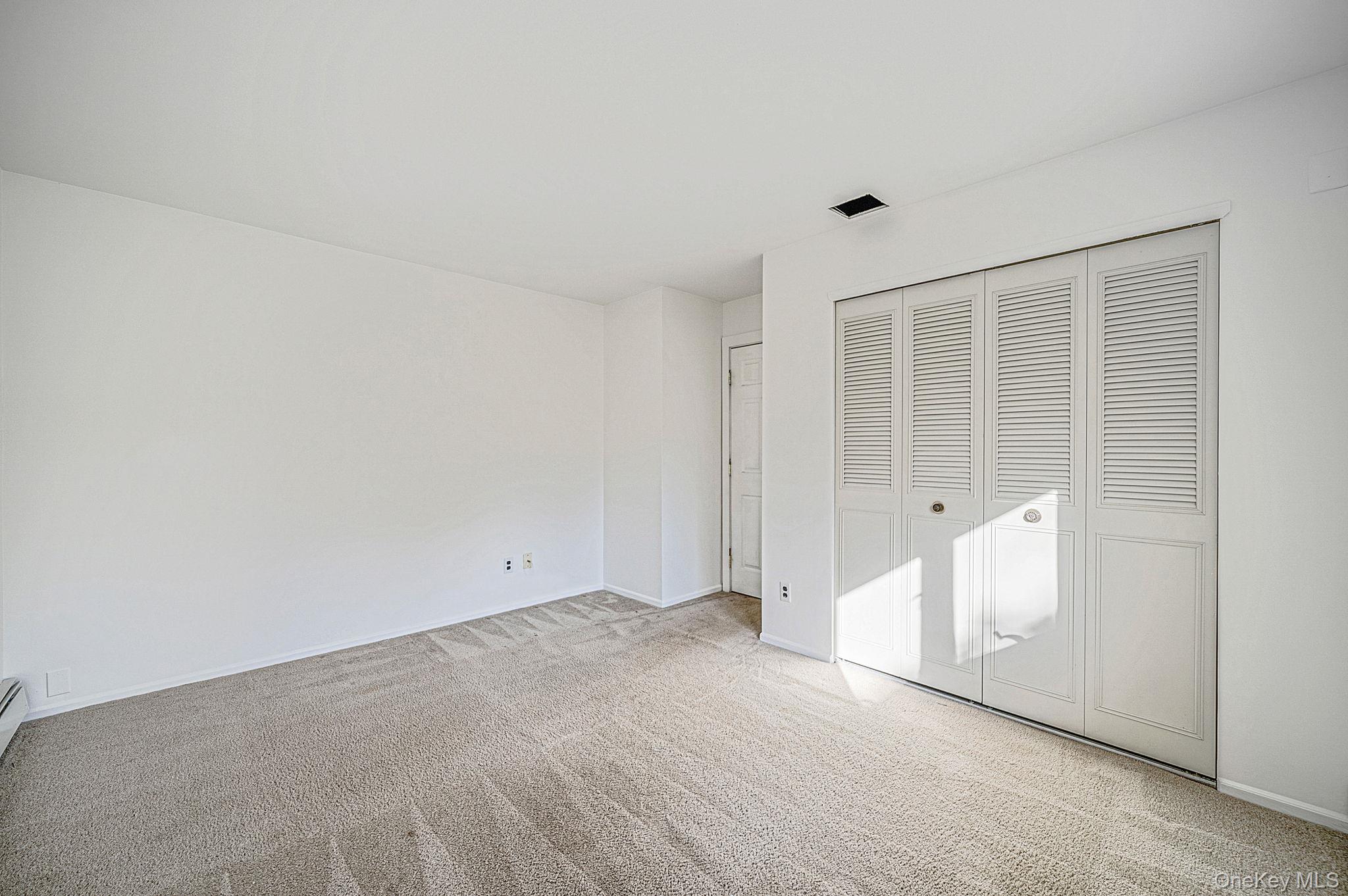 4 Inwood Road – For Rent photo 18