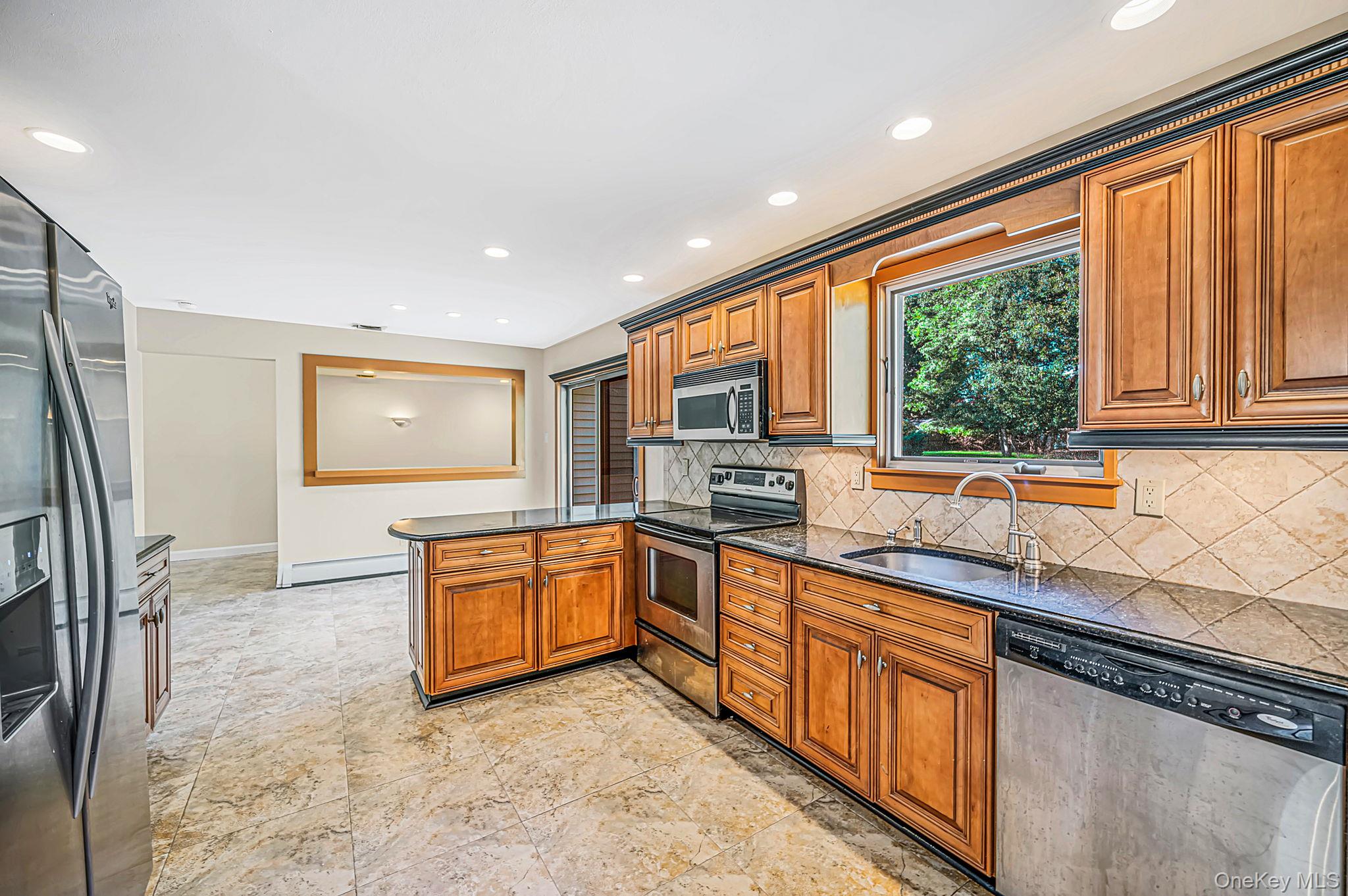 4 Inwood Road – For Rent photo 4