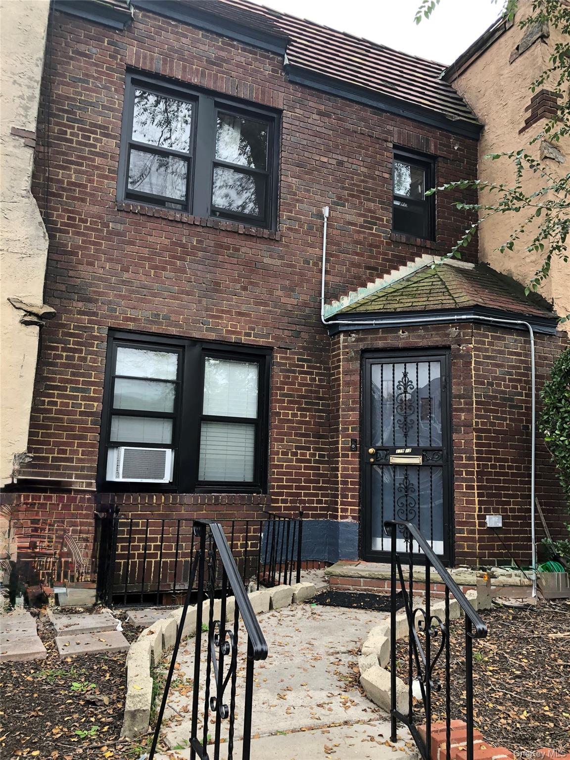 17912 Leslie Road – For Rent