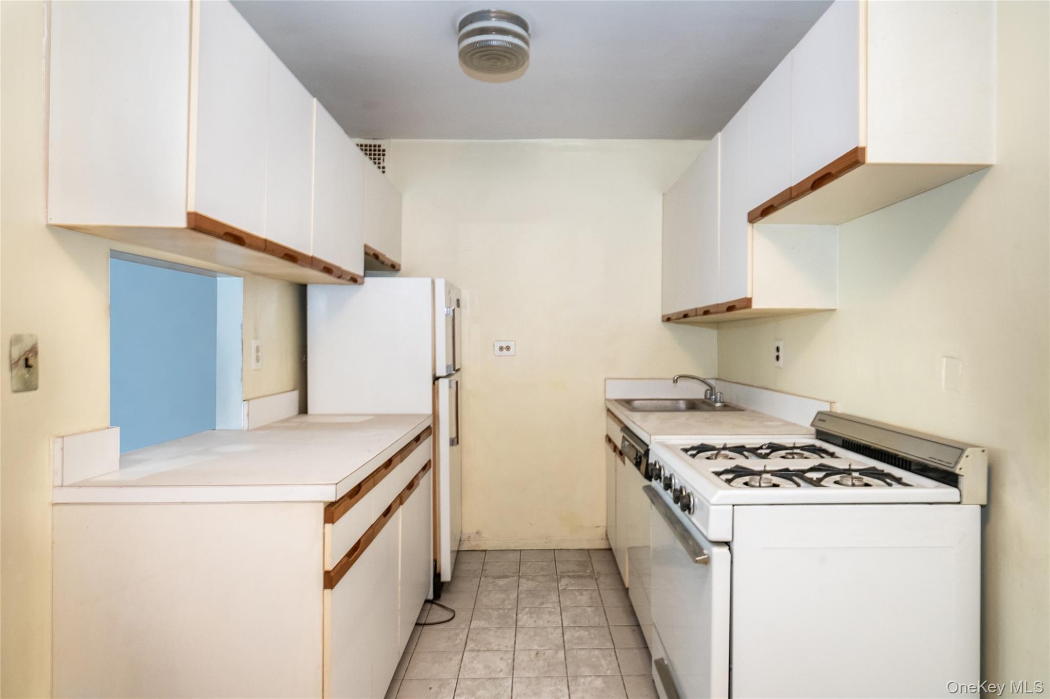 3121 Middletown Road, Unit 2B photo 14