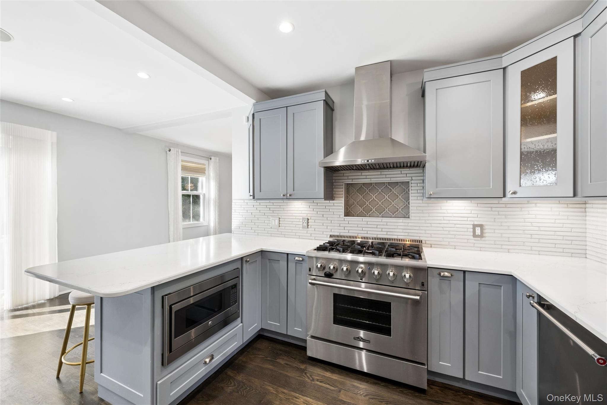18 20th Avenue – For Sale photo 13