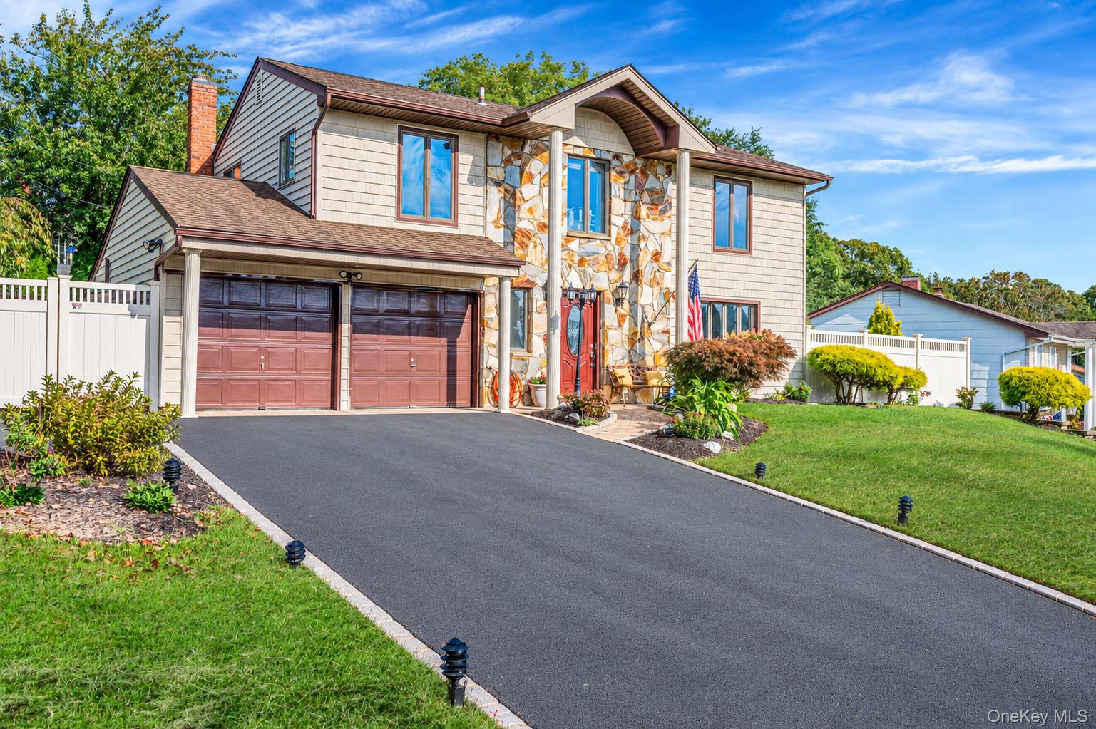 17 Hill Lane – For Sale