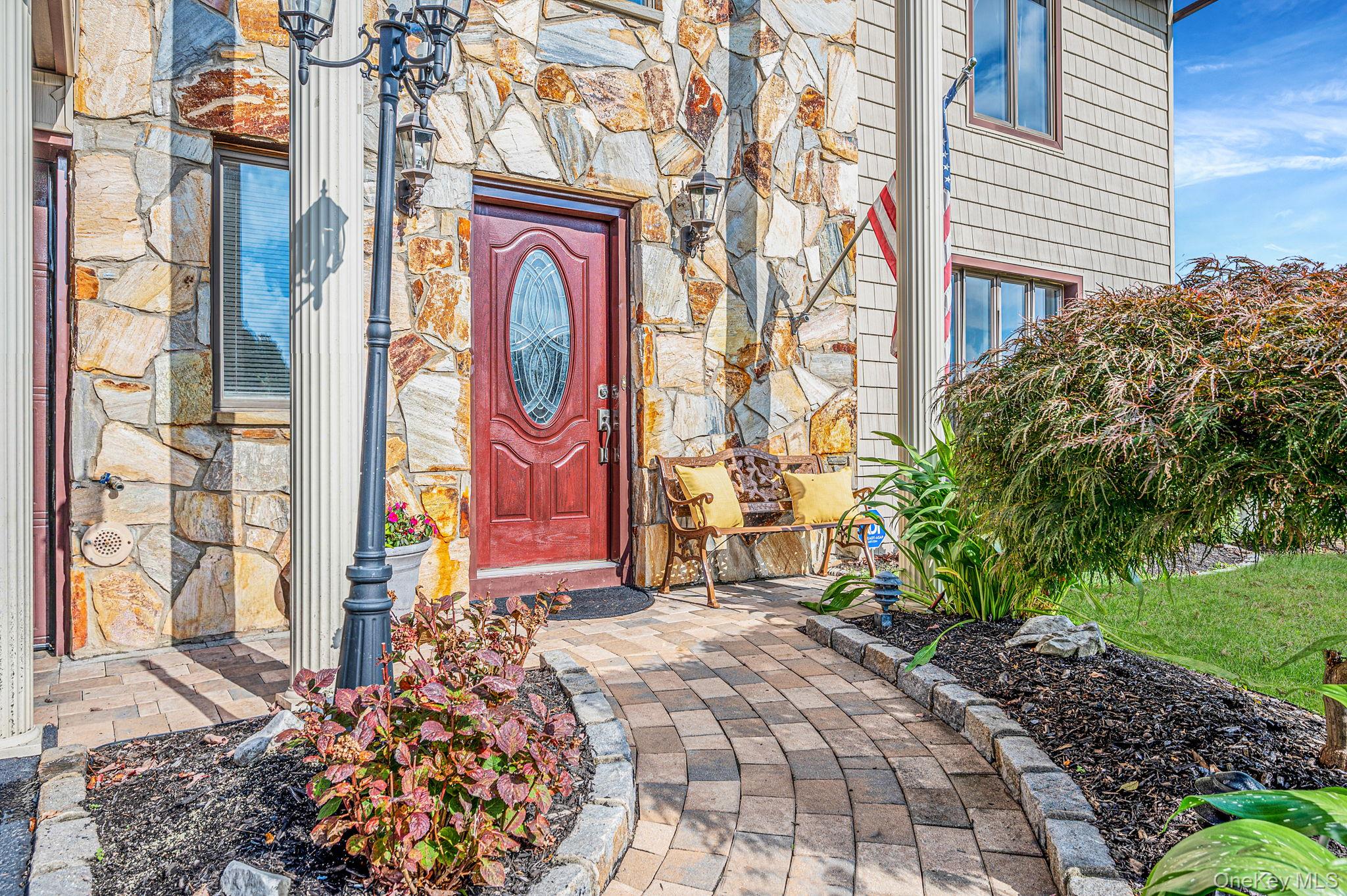 17 Hill Lane – For Sale photo 3