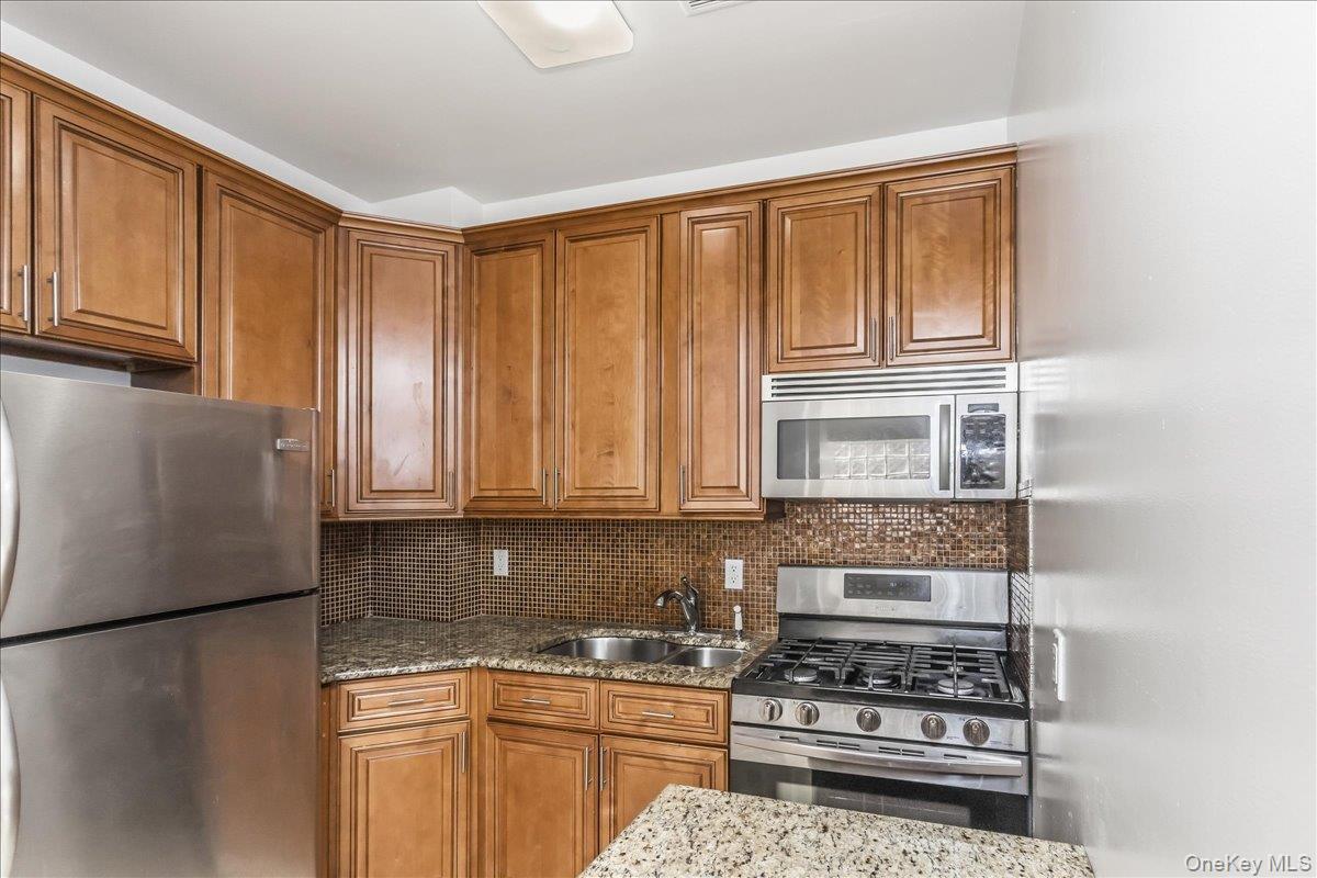 8424 Lefferts Boulevard, Unit 2C photo 10