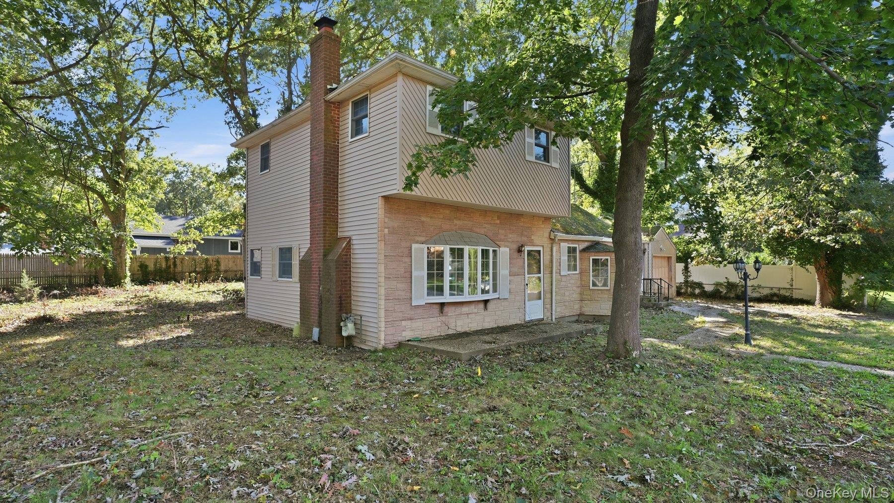 6 Cherry Lane – For Sale photo 3