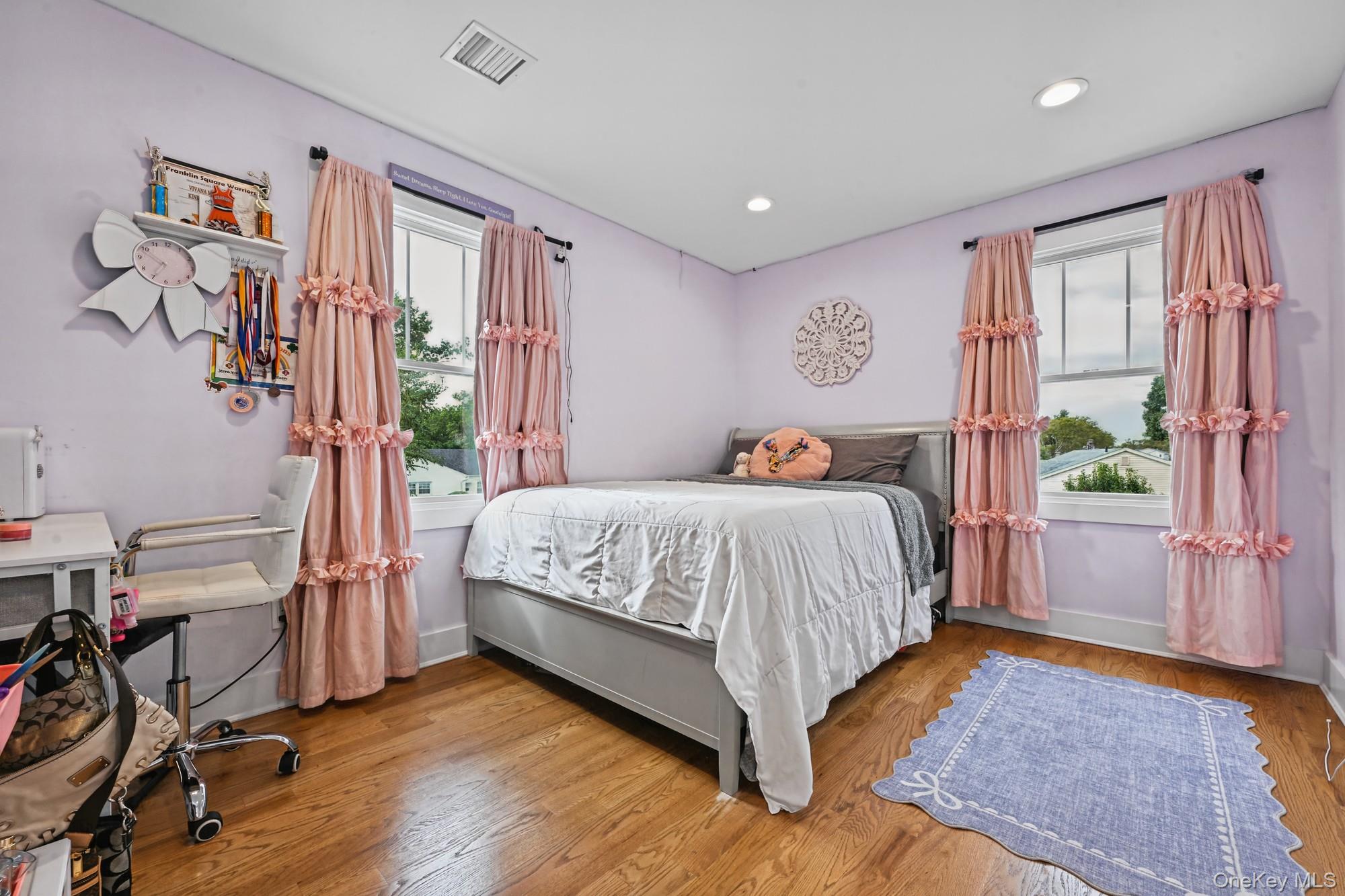 325 Paul Place – For Sale photo 24