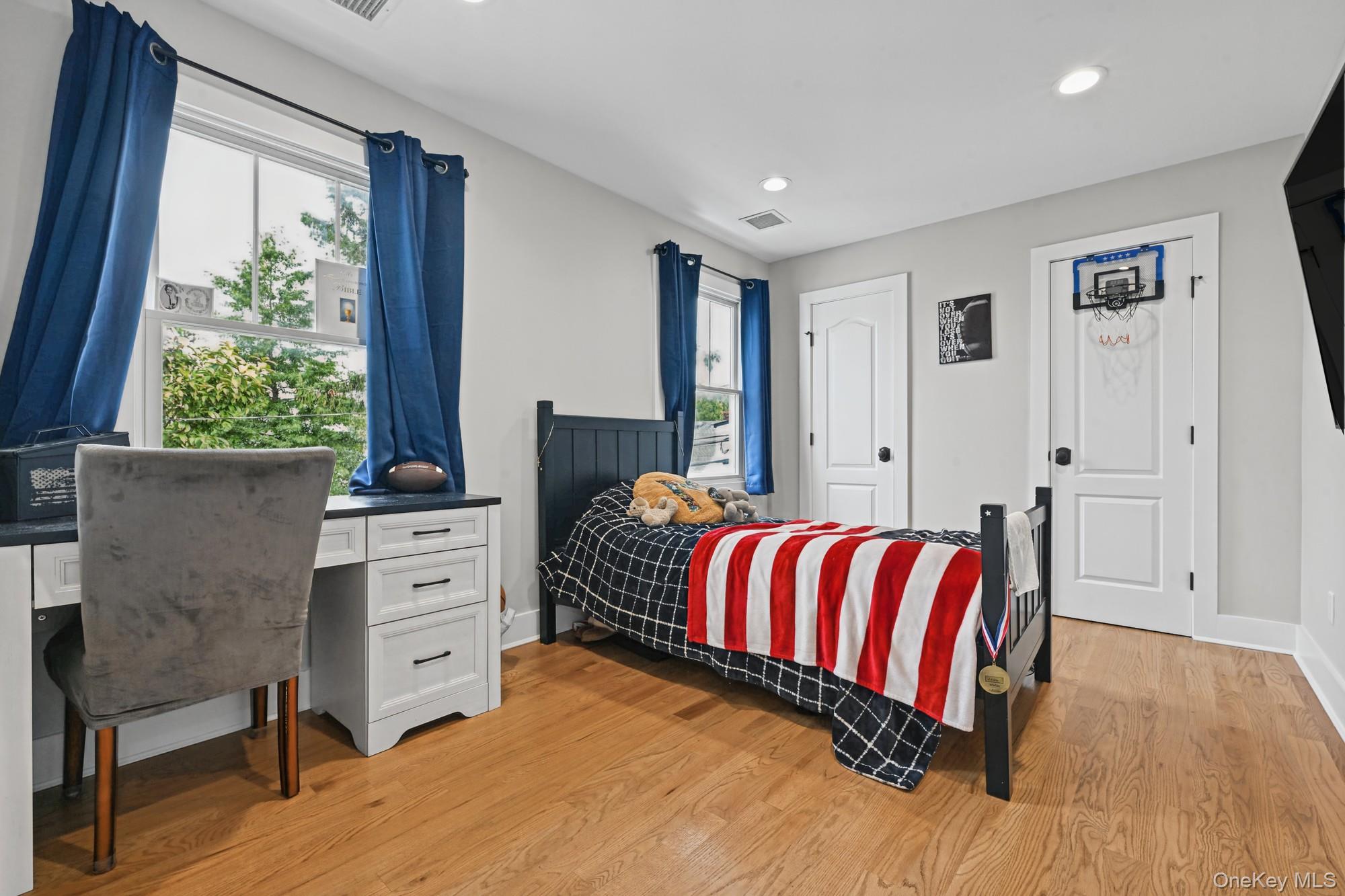325 Paul Place – For Sale photo 21