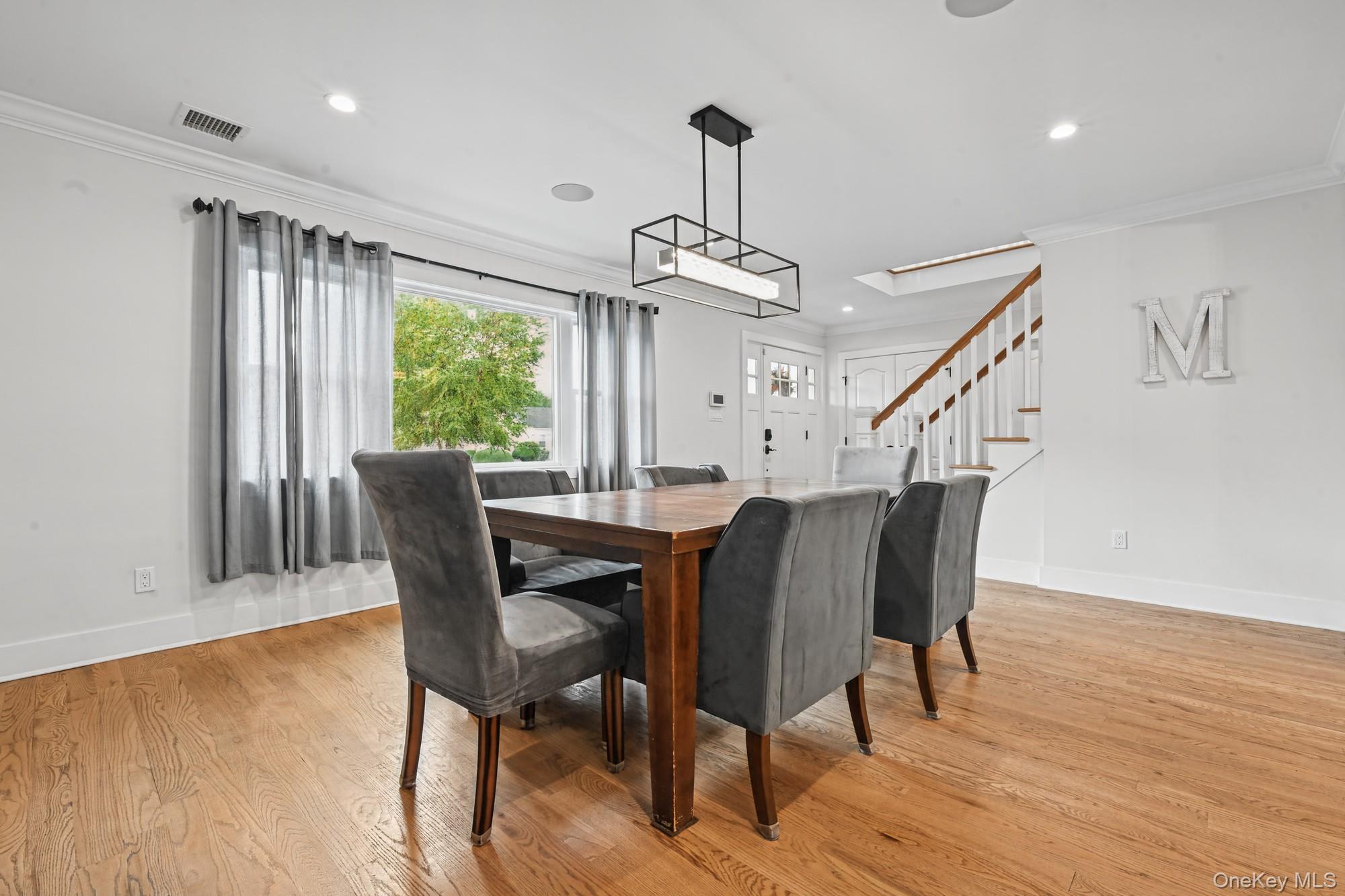 325 Paul Place – For Sale photo 7