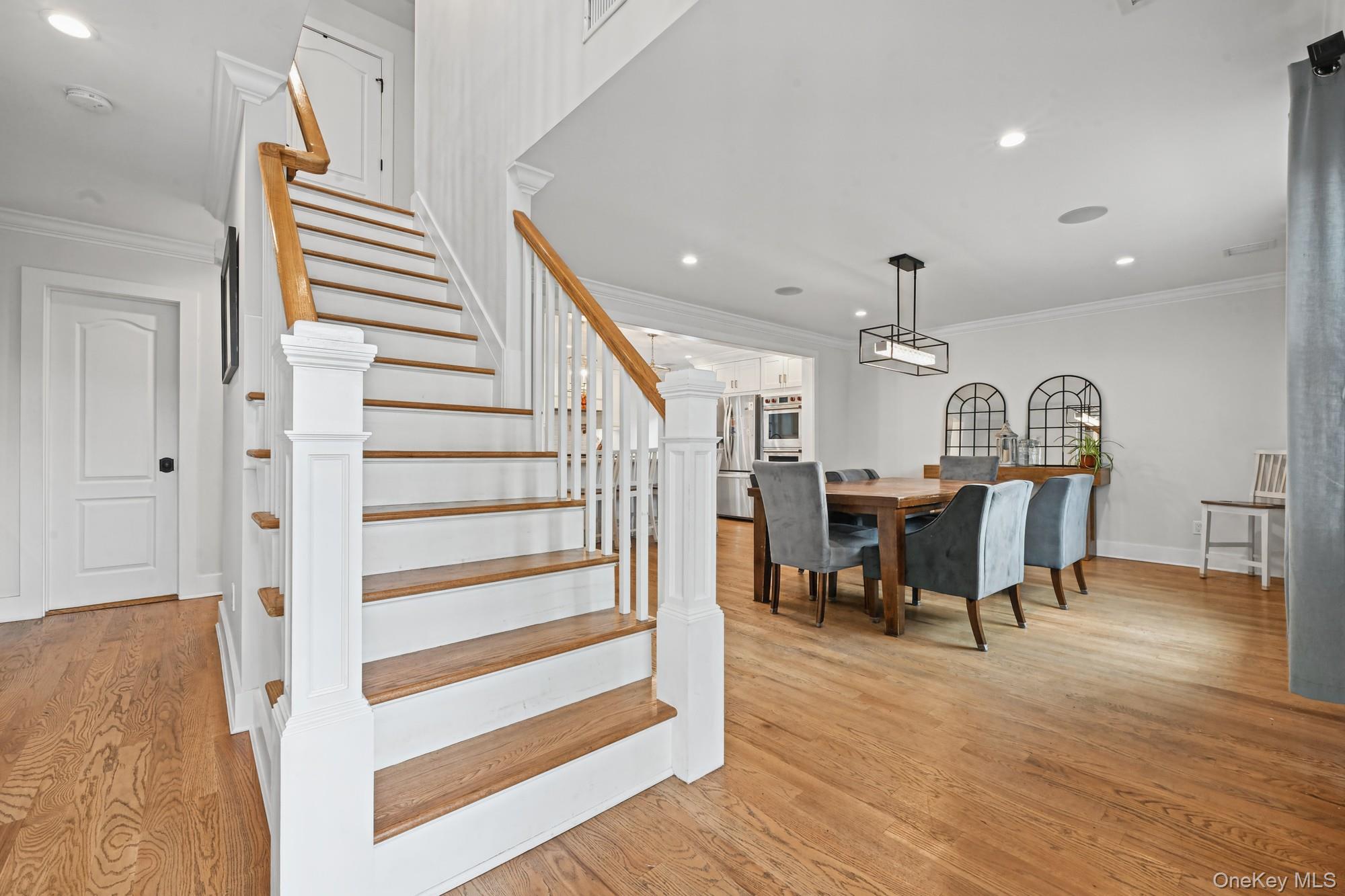 325 Paul Place – For Sale photo 4
