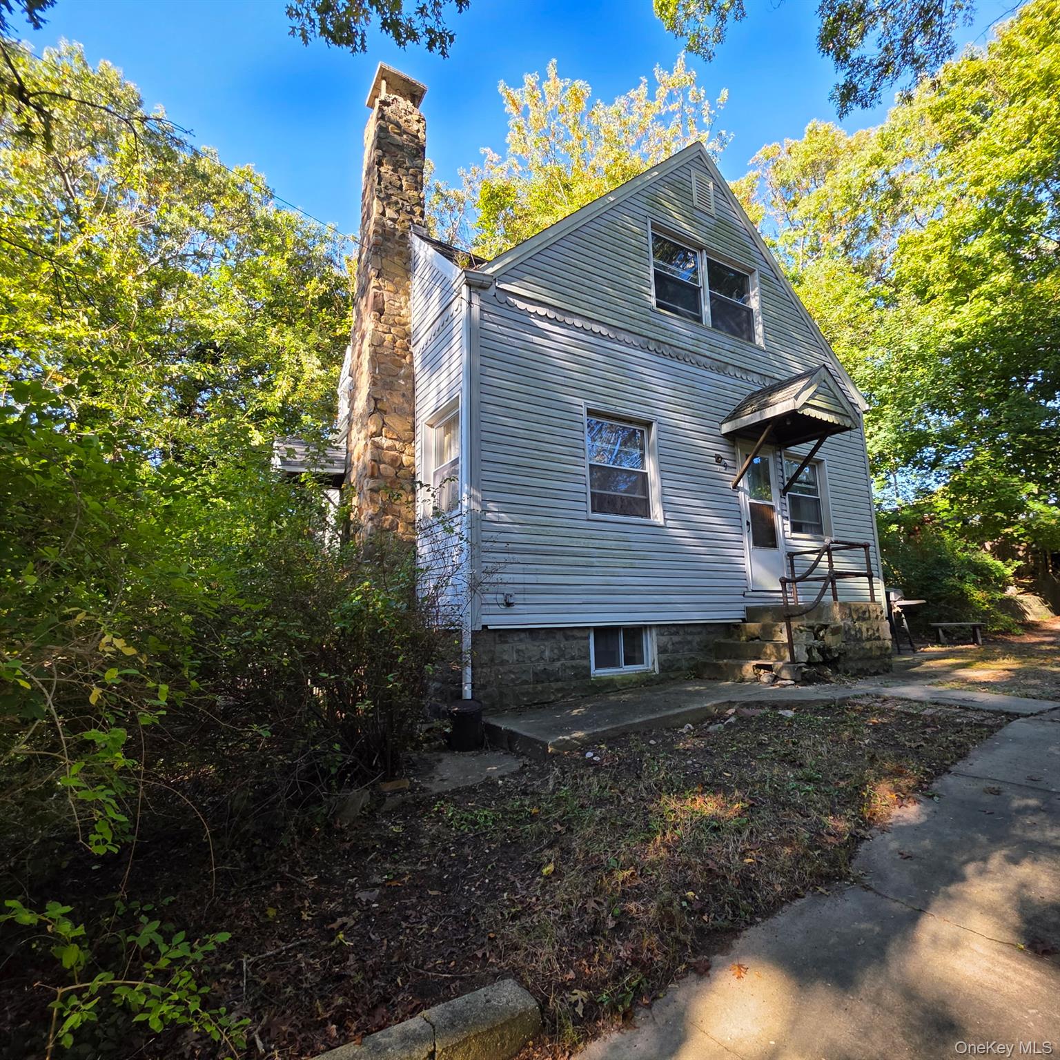 9 Friendship Drive – For Sale