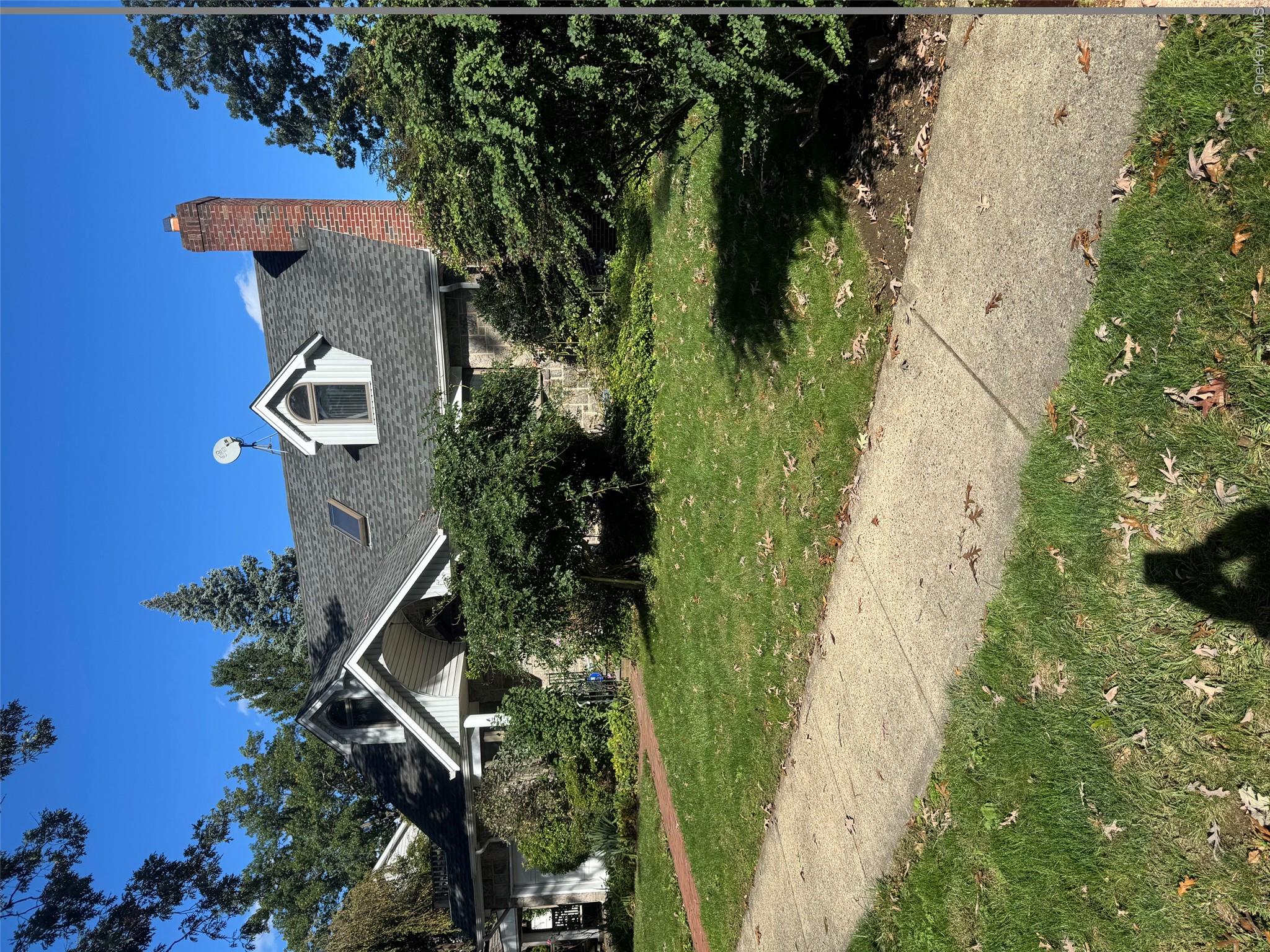 102 Hillside Park Drive – For Rent
