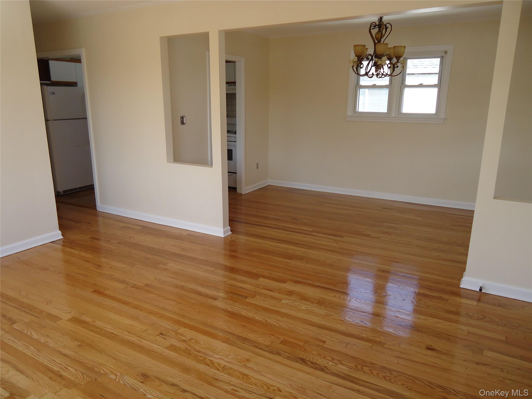 56 Malone Avenue – For Rent photo 4