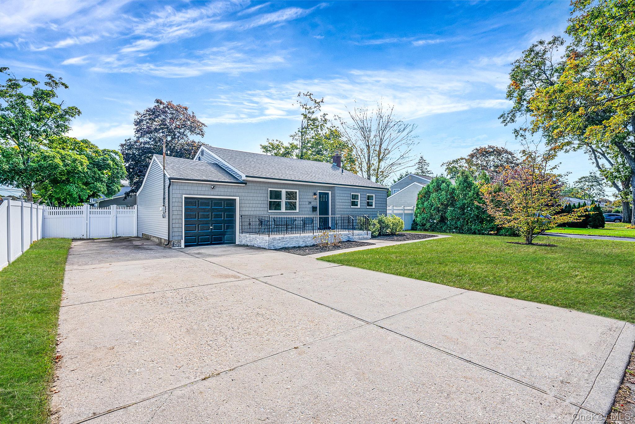 29 Edgewater Avenue – For Sale photo 2
