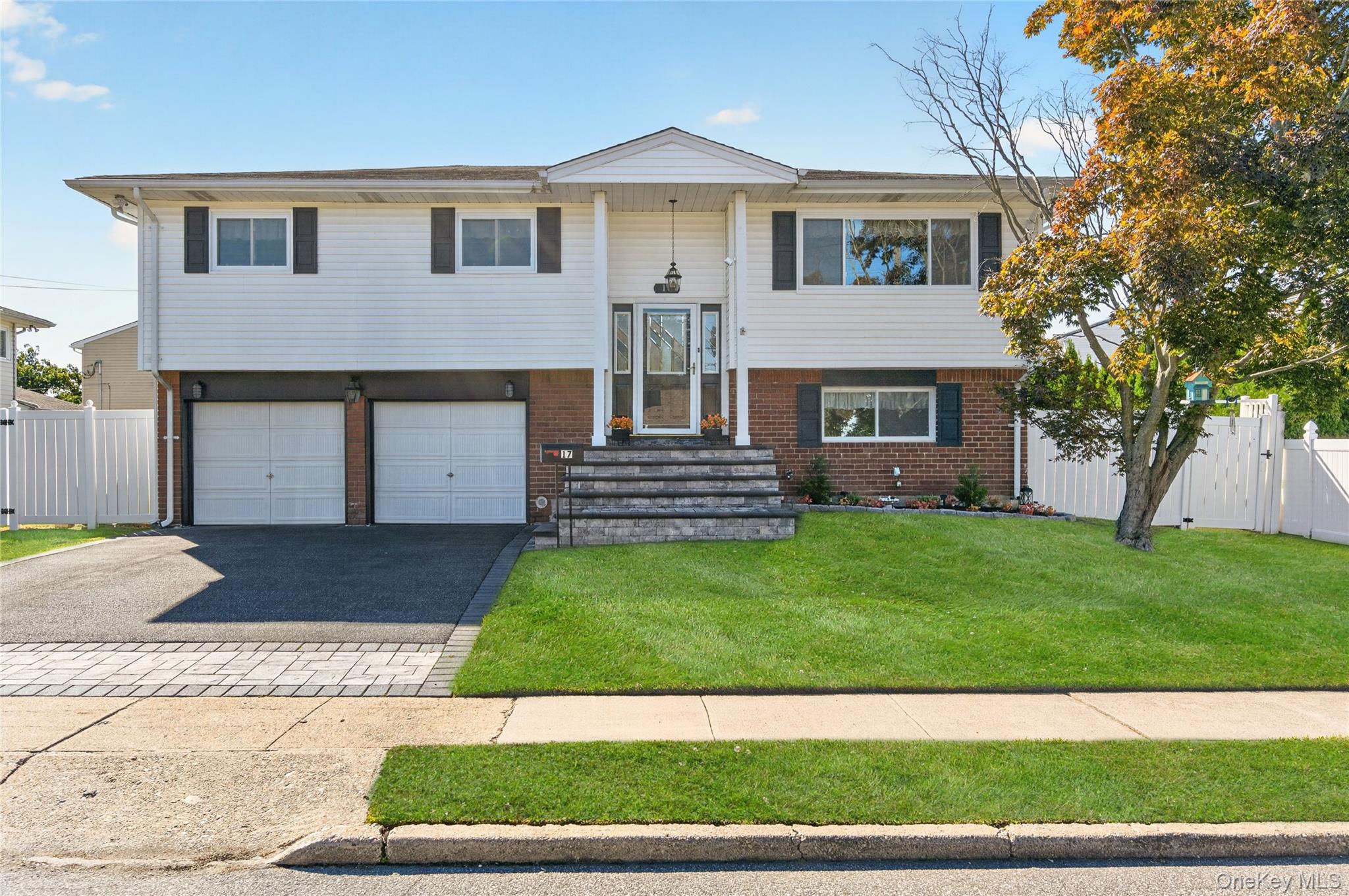 17 Sherwood Drive – For Sale