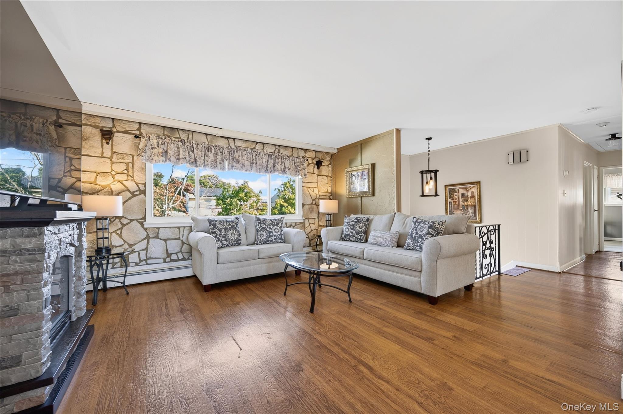 17 Sherwood Drive – For Sale photo 4