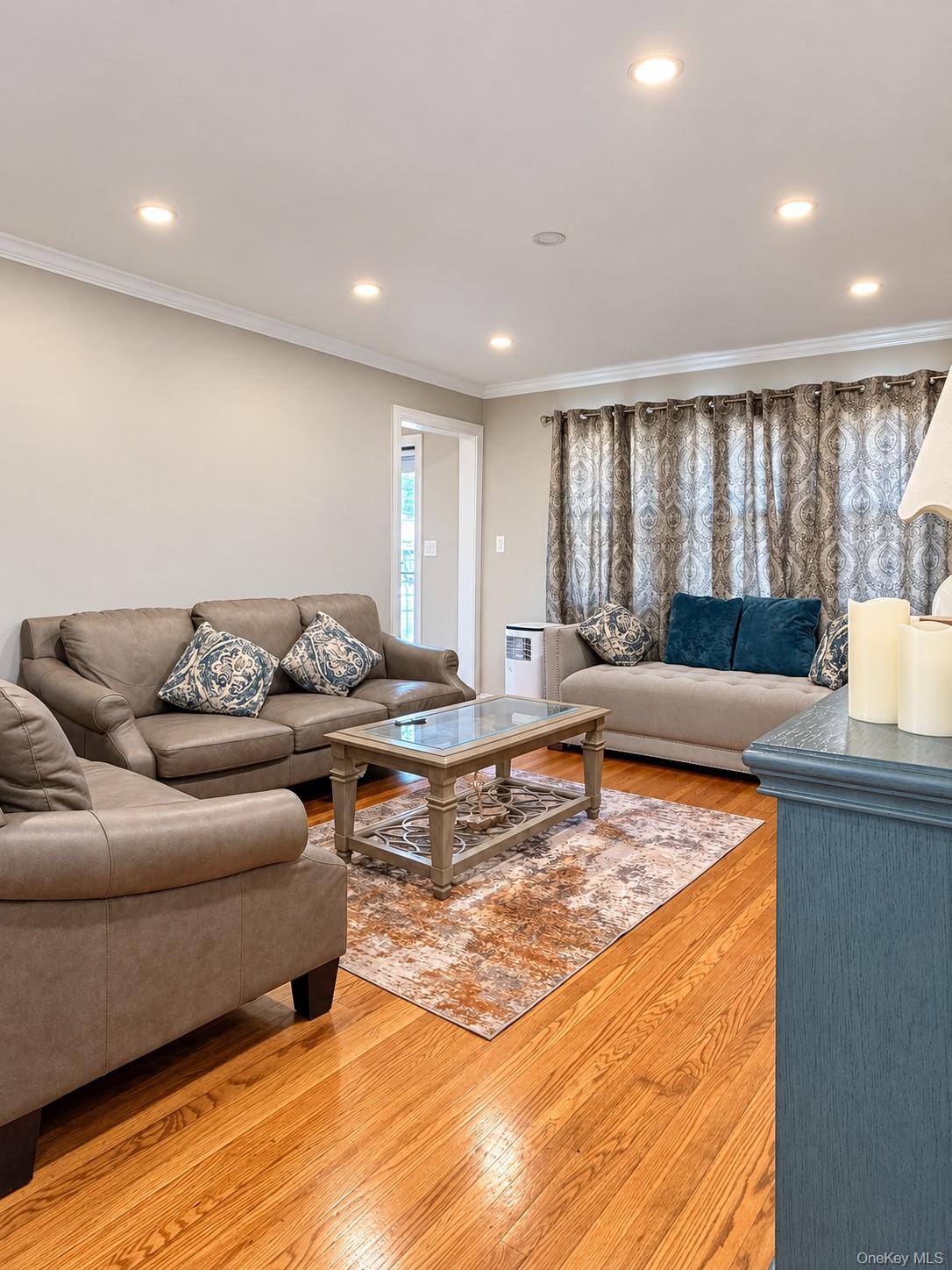 2 Oak Drive – For Sale photo 8