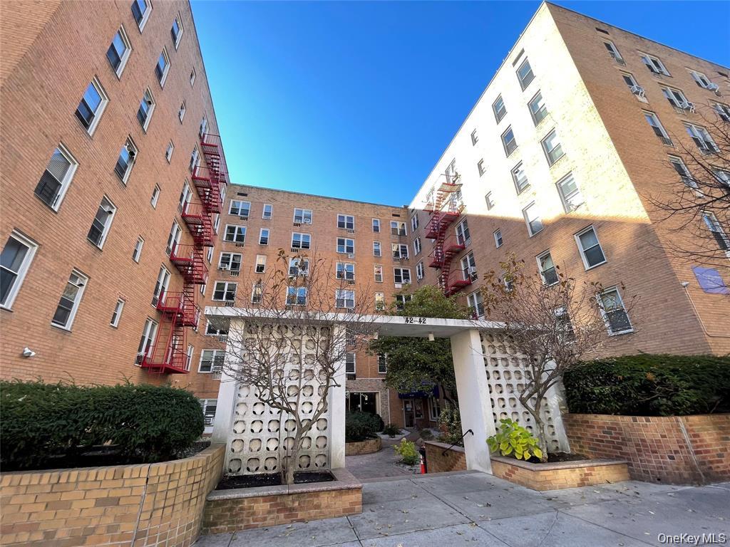 42-42 Colden Street, Unit B21 photo 14