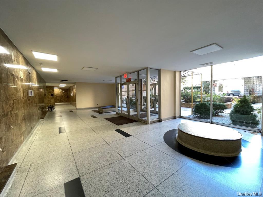 42-42 Colden Street, Unit B21 photo 2