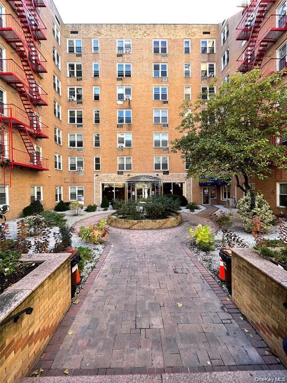 42-42 Colden Street, Unit B21 photo 13