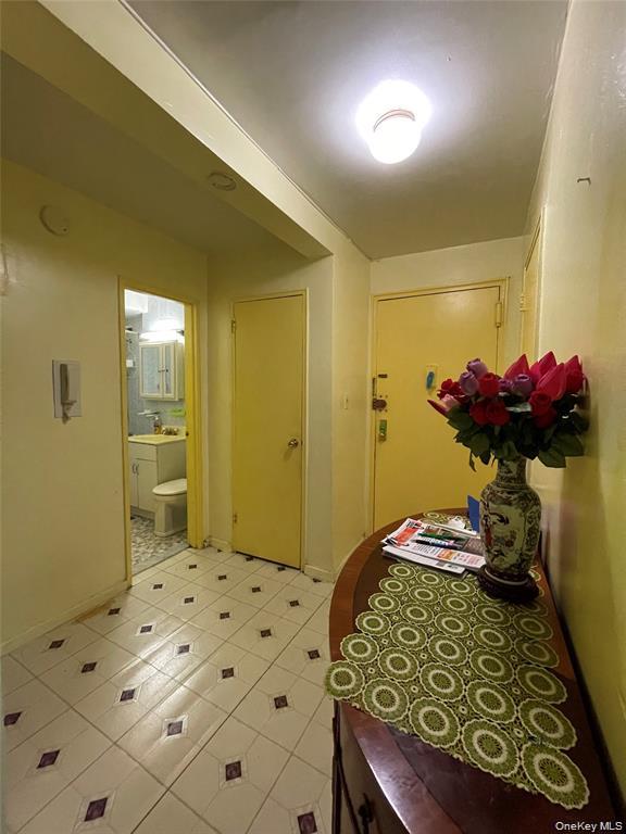 42-42 Colden Street, Unit B21 photo 10