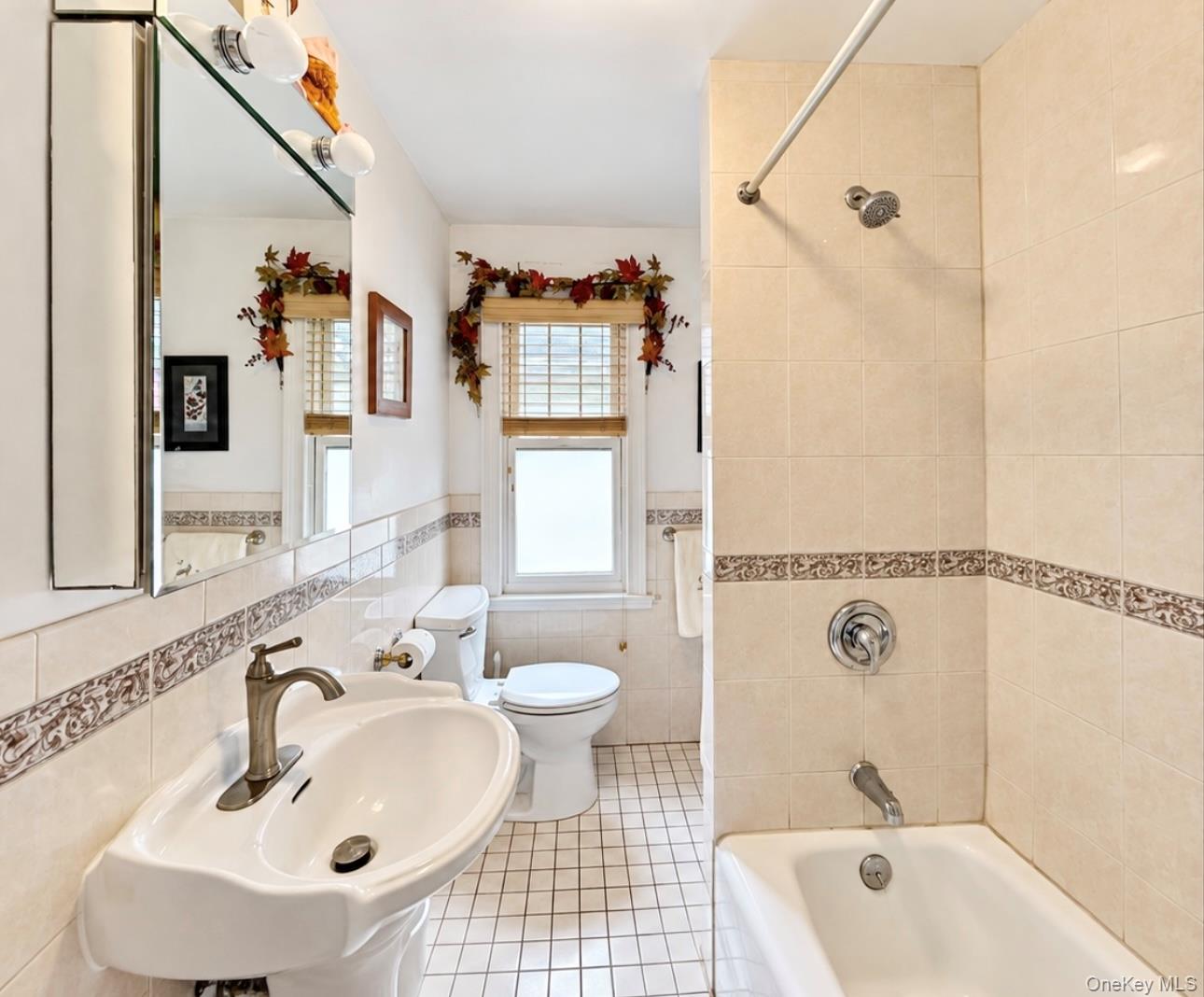 90-15 187th Place – For Sale photo 17