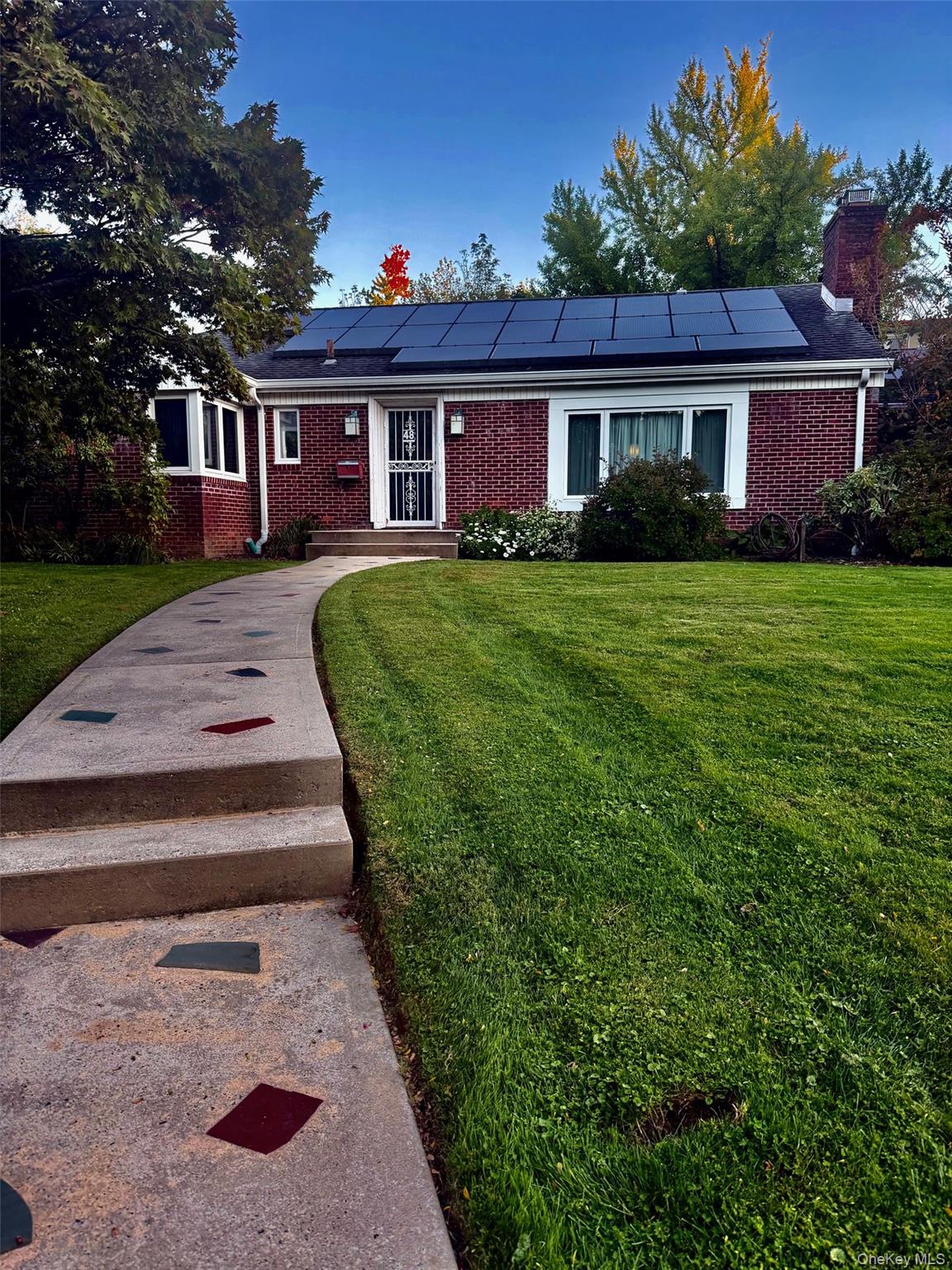 48 Disbrow Circle – For Sale