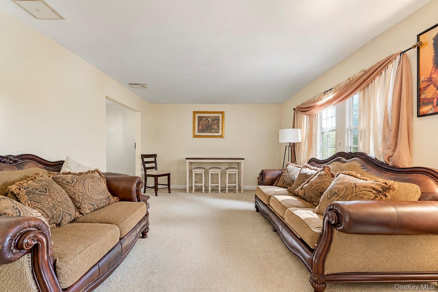33 Oak Forest Drive – For Sale photo 14