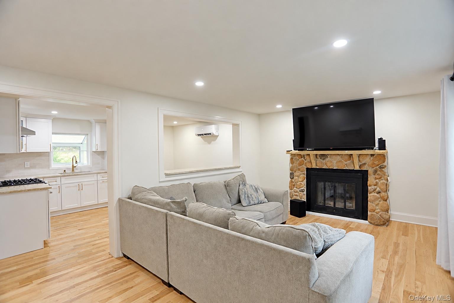 76 Grove Drive – For Sale photo 5