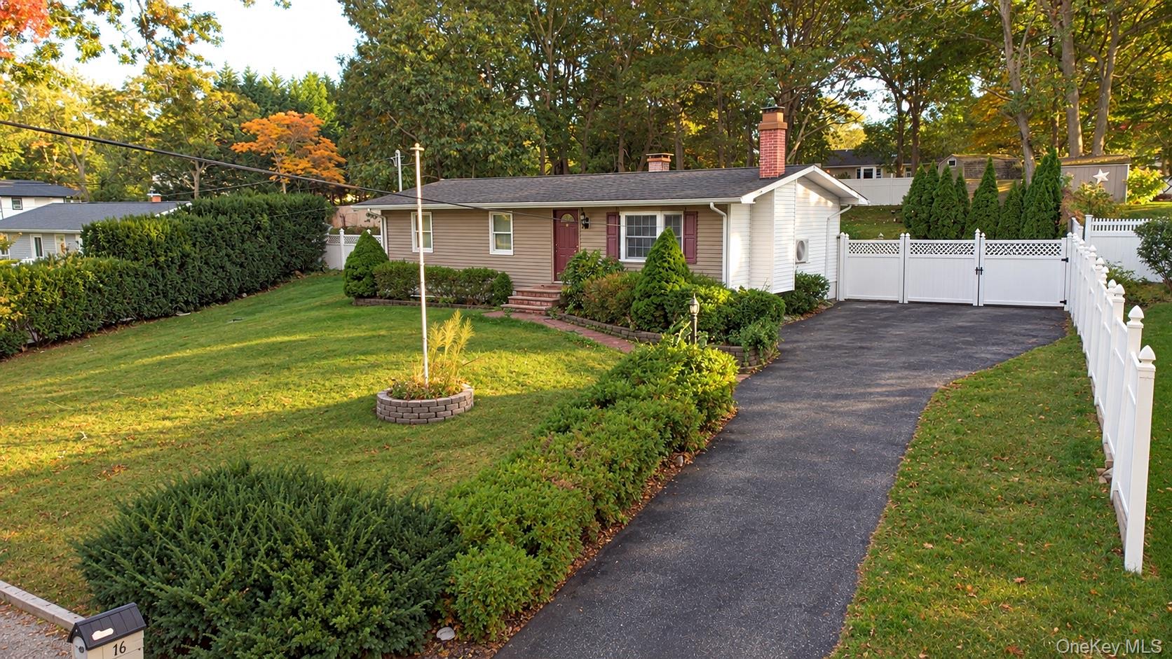 76 Grove Drive – For Sale photo 2